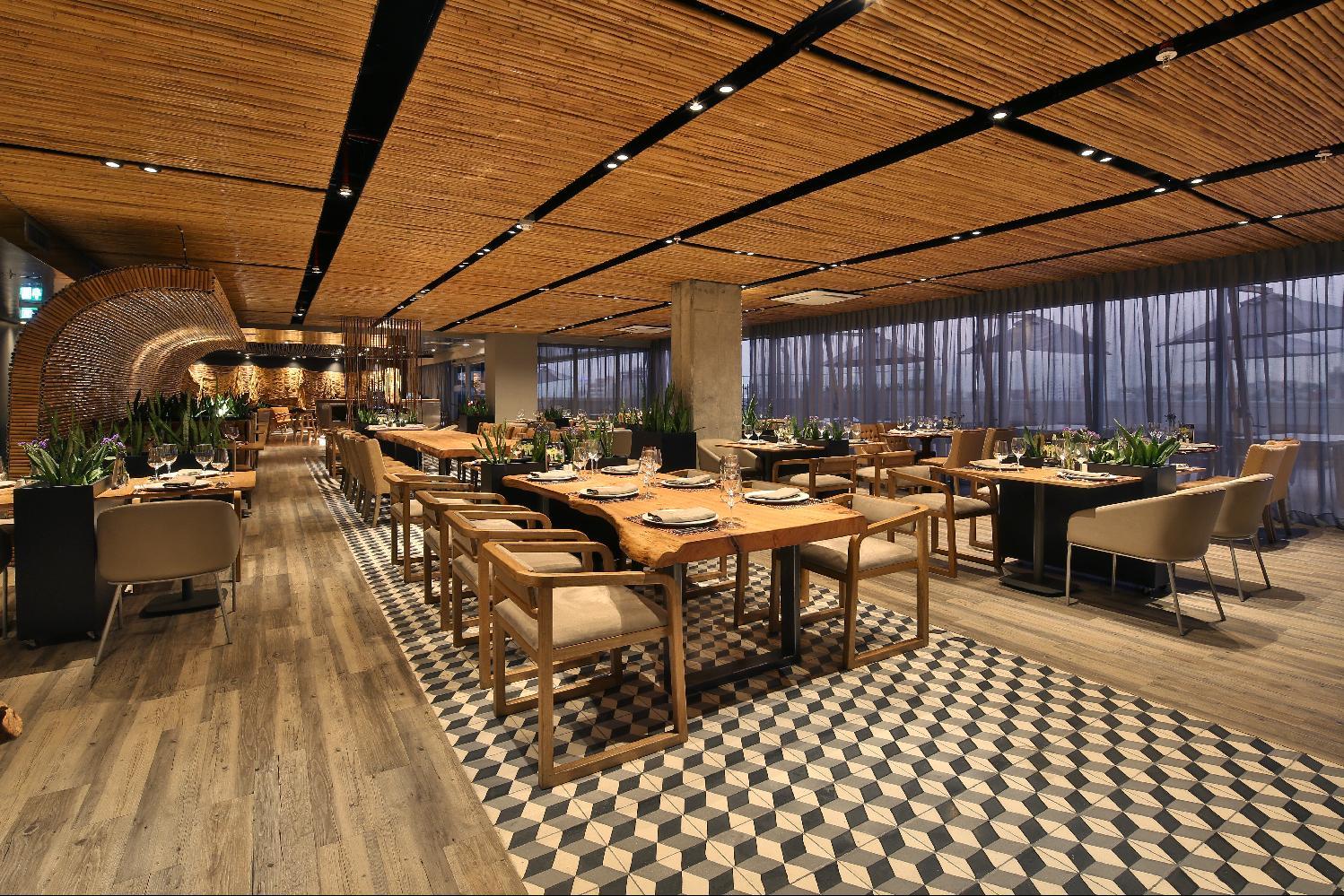 Hotel Movich Buro 51 Barranquilla  Esterno foto Restaurant interior